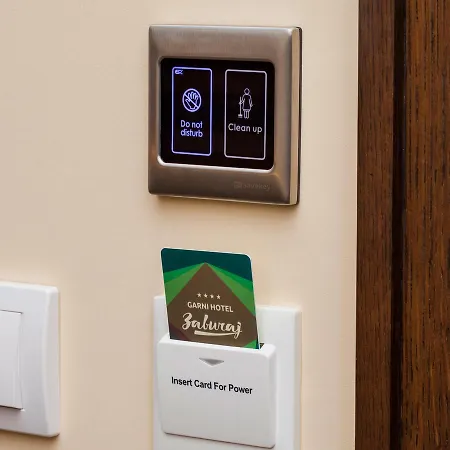 מלון Garni Zavicaj 4*